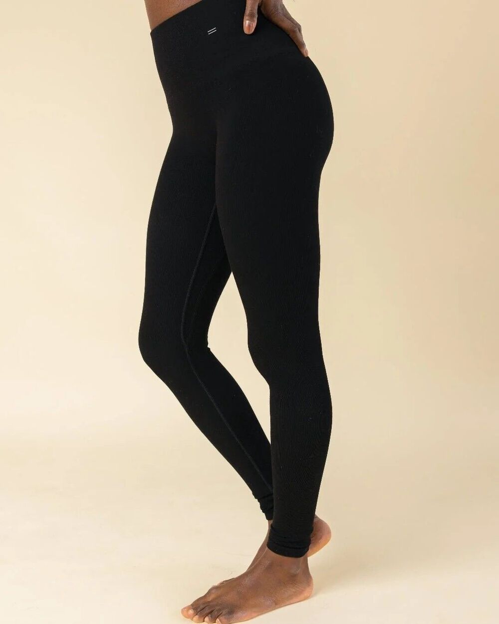 BRANWYN Essential Compressive Leggings 28" Black Women's Size M Merino NWT